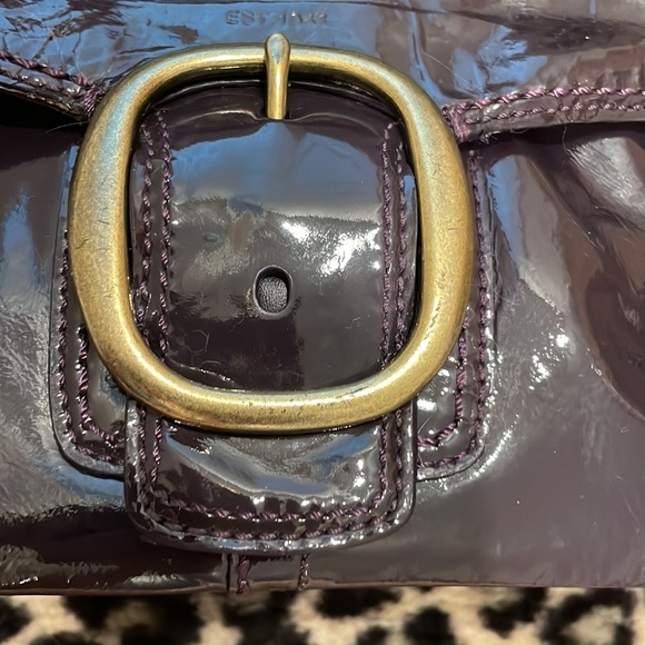 Coach Small Dark Purple Bag Patent Leather with large gold buckle - Picture 3 of 12